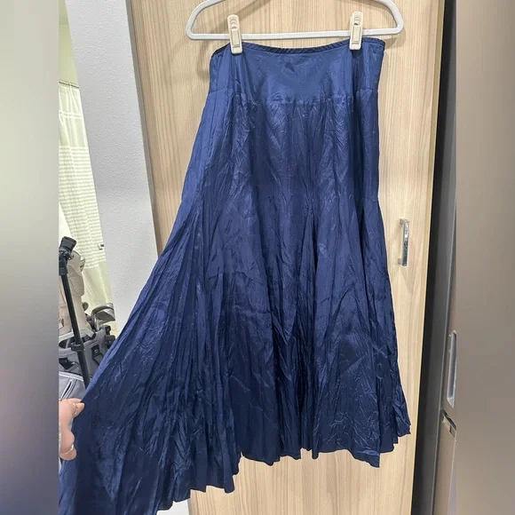 Karen Kane blue maxi skirt - Picture 2 of 4